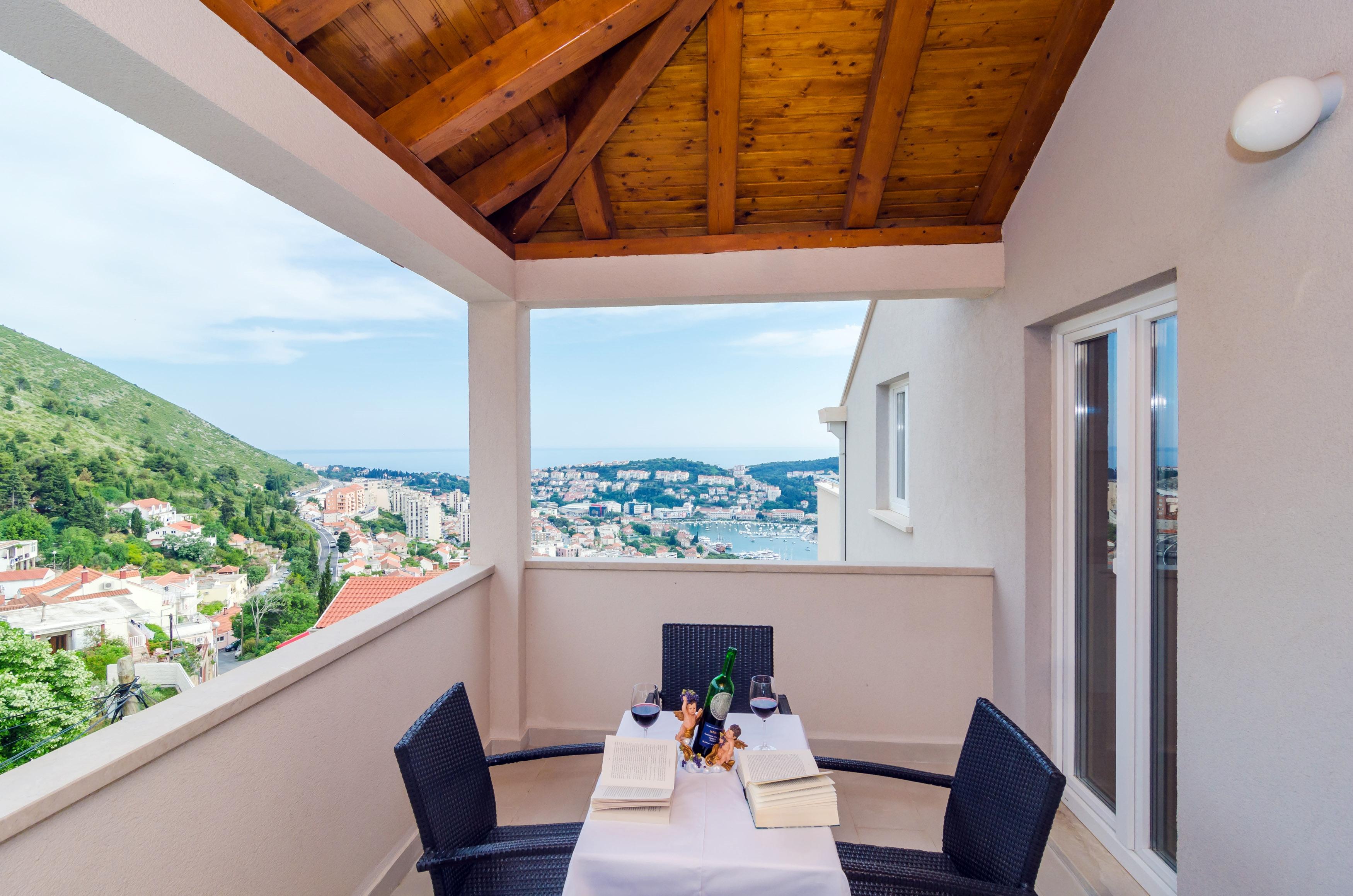 Dadic Apartment *