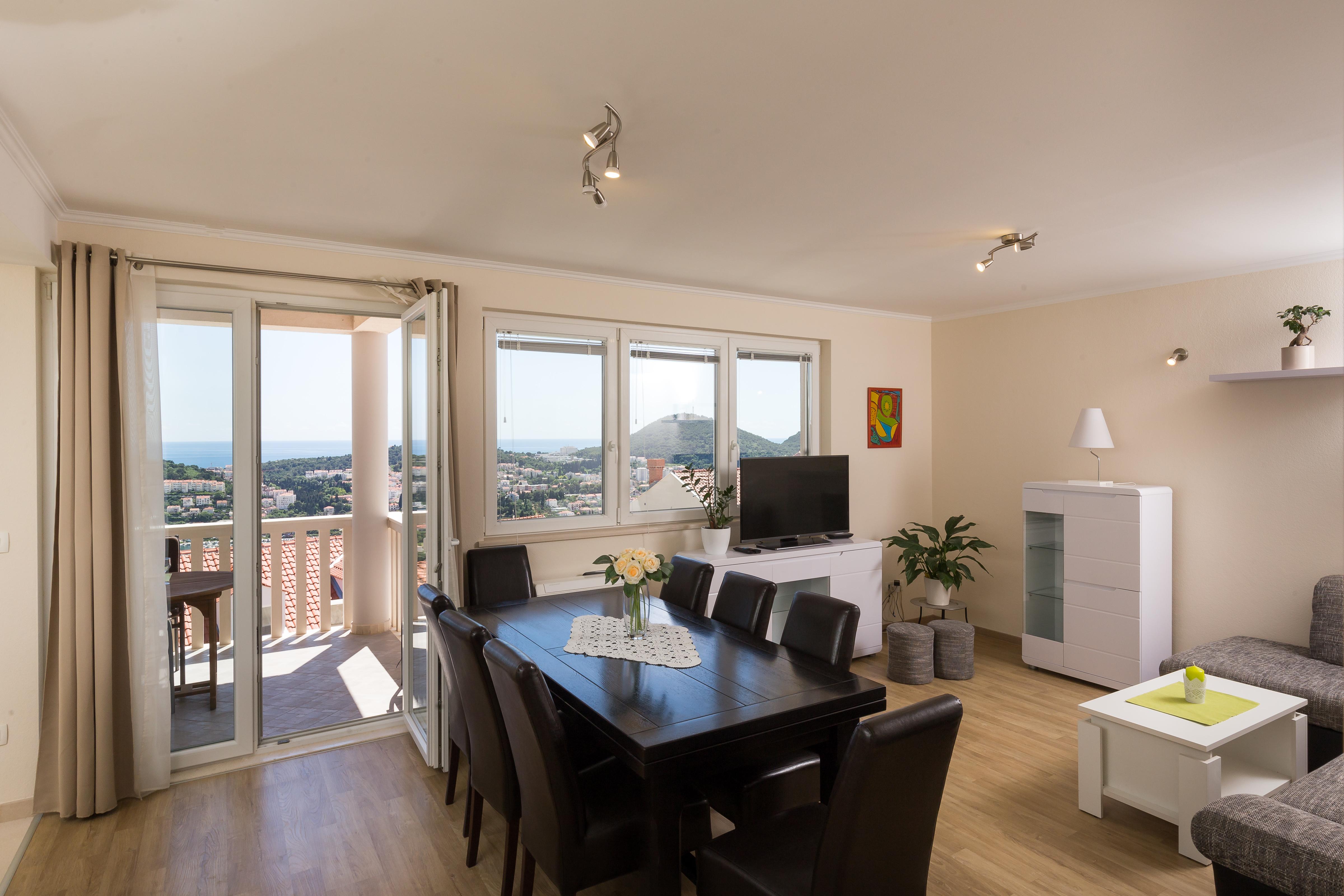 Dadic Apartment