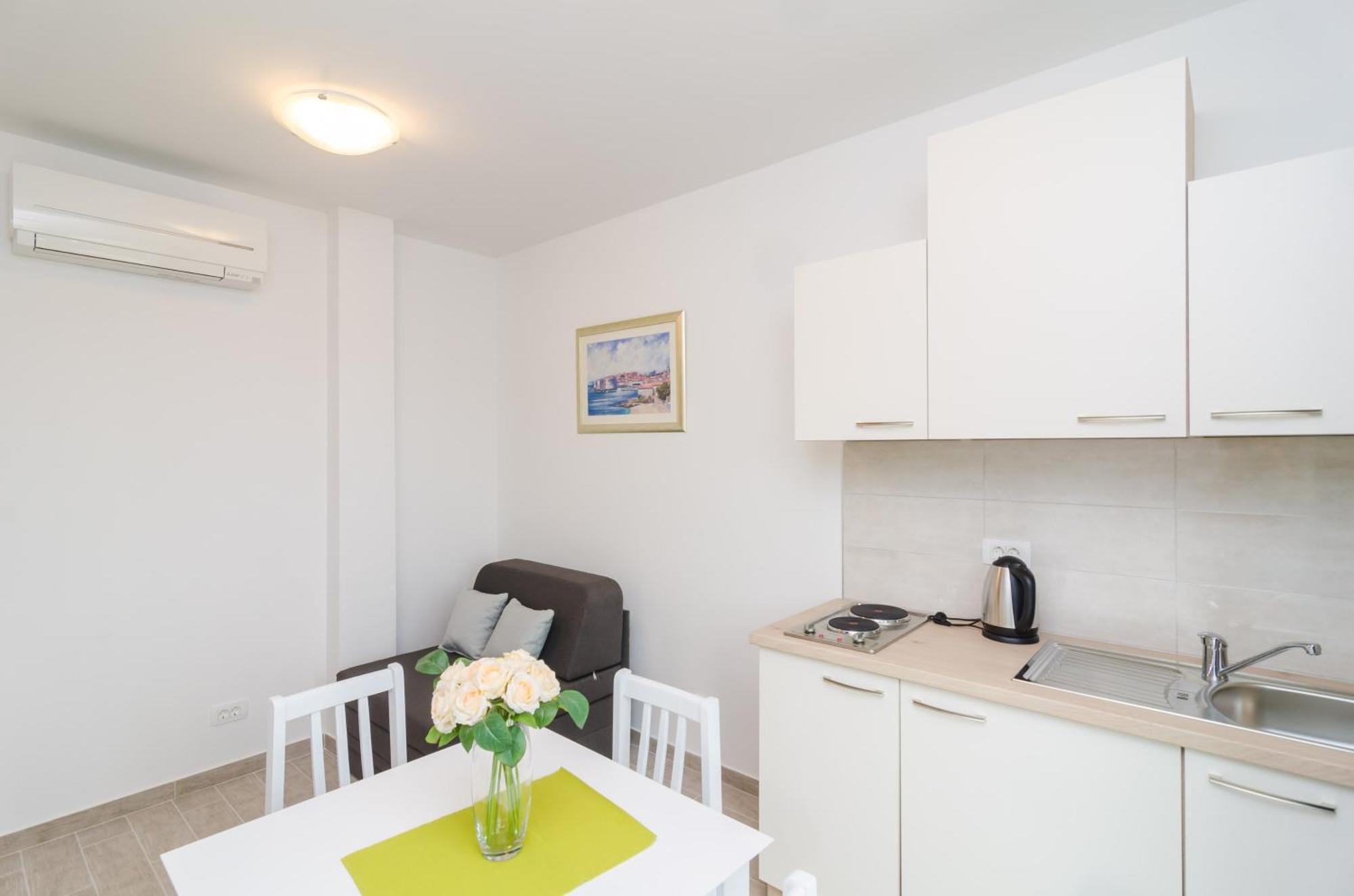 Dadic Apartment *